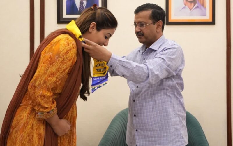 Punjabi Actress Sonia Mann Joins Aam Aadmi Party