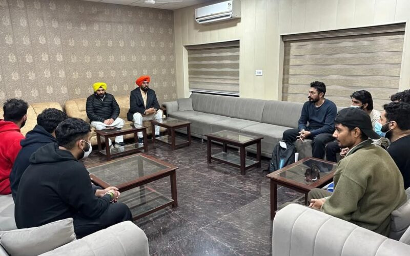 Kuldeep Singh Dhaliwal Condemns Mistreatment of Indian Deportees by U.S. Troops, Promises Strict Action Against Fraudulent Travel Agents
