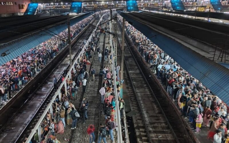 Indian Railways Announces Compensation for Families of Deceased in New Delhi Railway Station Stampede