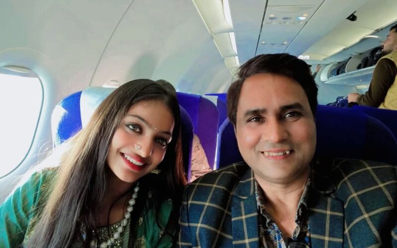 Monalisa’s First Flight Experience Goes Viral as She Steps Into Bollywood