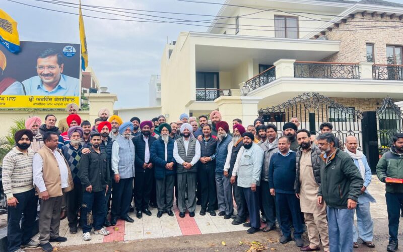 Mohali Market Representatives Thank MLA Kulwant Singh for Support