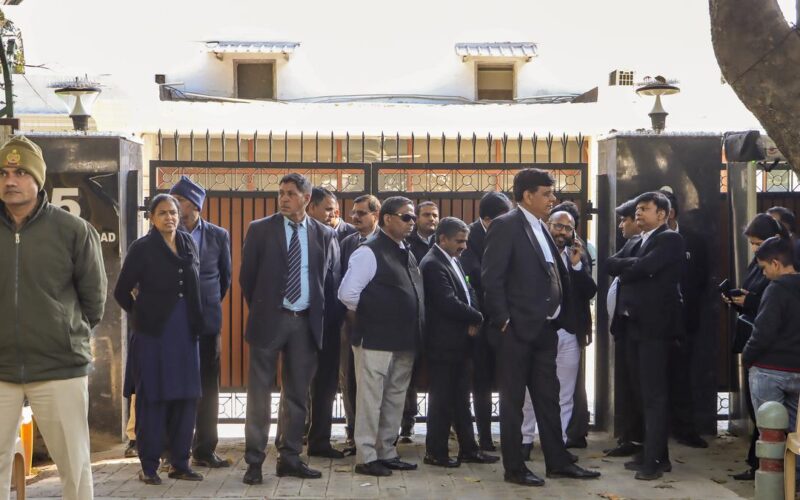 Delhi LG Calls for ACB Probe into Kejriwal’s Allegations Against BJP