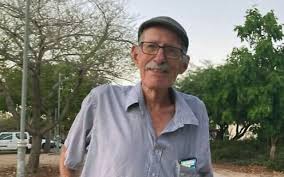 Hundreds Mourn Oded Lifshitz, Veteran Journalist and Former Hostage, at Kibbutz Nir Oz