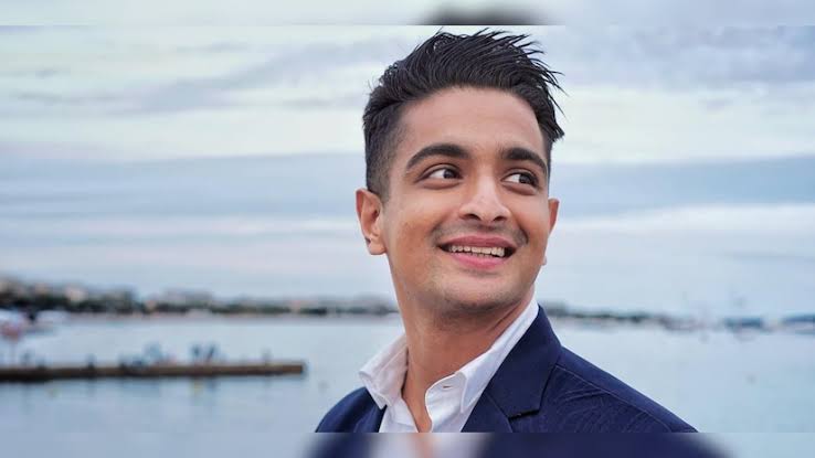 Influencer Ranveer Allahbadia Issues Public Apology Amid Backlash Over Controversial Remark on YouTube Show