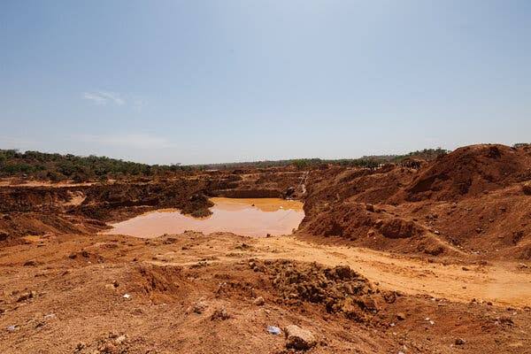 Gold Mine Collapse in Mali Kills 42, Injures Many