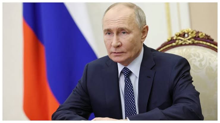 Vladimir Putin Open to Meeting Trump, Says U.S.-Russia Talks Show ‘Positive’ Shift