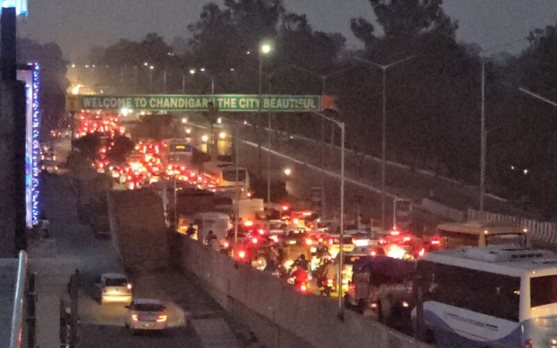 Traffic Chaos in Zirakpur as President Droupadi Murmu’s Convoy Passes Through