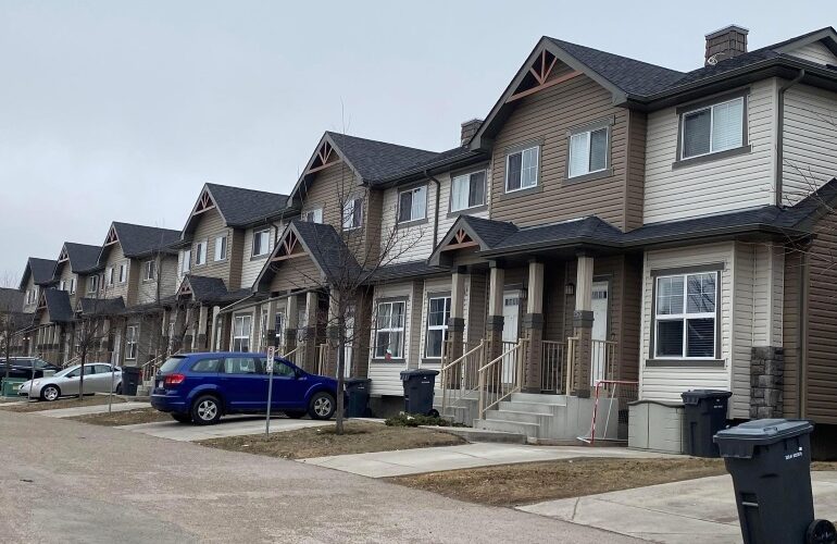 Alberta providing over $85 million to build strong communities across province