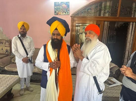 Growing Divide in Damdami Taksal as Sikh Leaders Discuss Panthic Unity