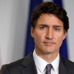 Trudeau Counters U.S. Tariffs with 25% Levies, Labels Trump’s Move “Idiotic”