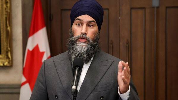 Jagmeet Singh Urges Lawmaking Before Election Amid National Emergency