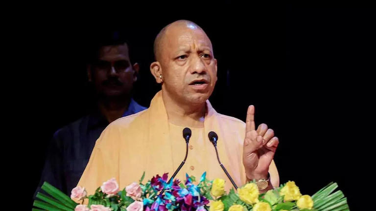 Murshidabad Clashes: Yogi Adityanath Says 'Hindus Were Killed', Alleges Violence Over Waqf Act Was Instigated