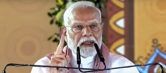 PM Modi Warns Terrorists: Will Hunt Down Every Perpetrator Behind Pahalgam Attack