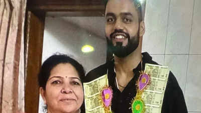 Haryana CM Announces Rs 50 Lakh and Government Job for Family of Navy Lieutenant Killed in Pahalgam Terror Attack