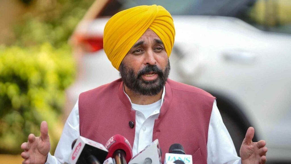 Supreme Court Declines Urgent Hearing Over Punjab CM’s Remarks in Stray Dogs Matter