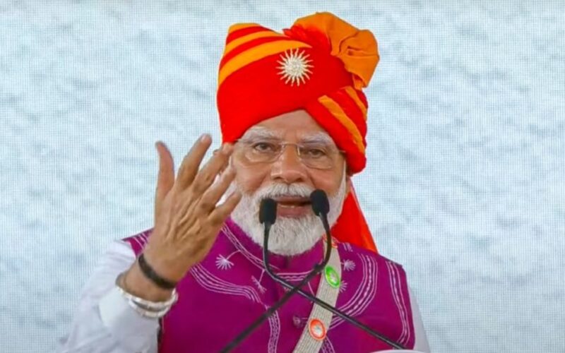 PM Modi Warns Terrorists and Their Sponsors: ‘End Is Near for Those Who Dare Wipe Off Sindoor of Our Sisters’