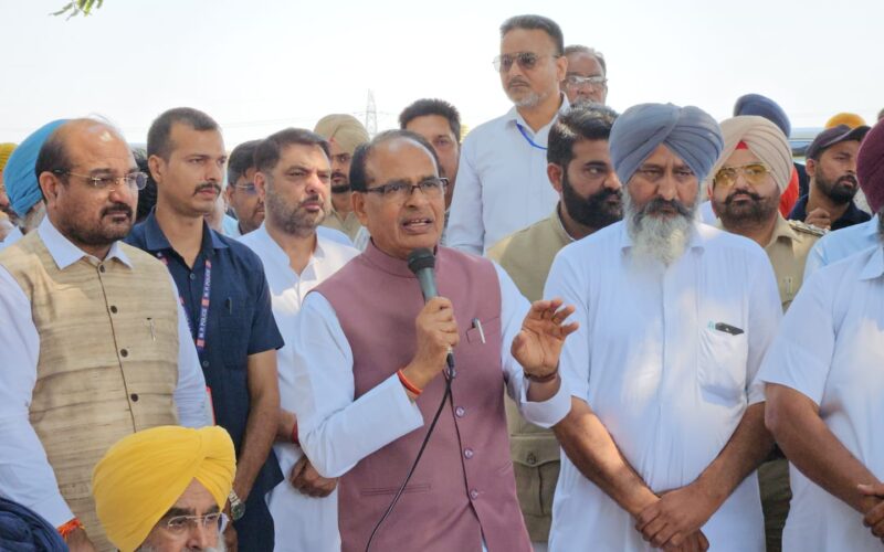 Union Minister Shivraj Singh Chouhan Visits Punjab, Engages with Farmers and Promotes Agricultural Innovation