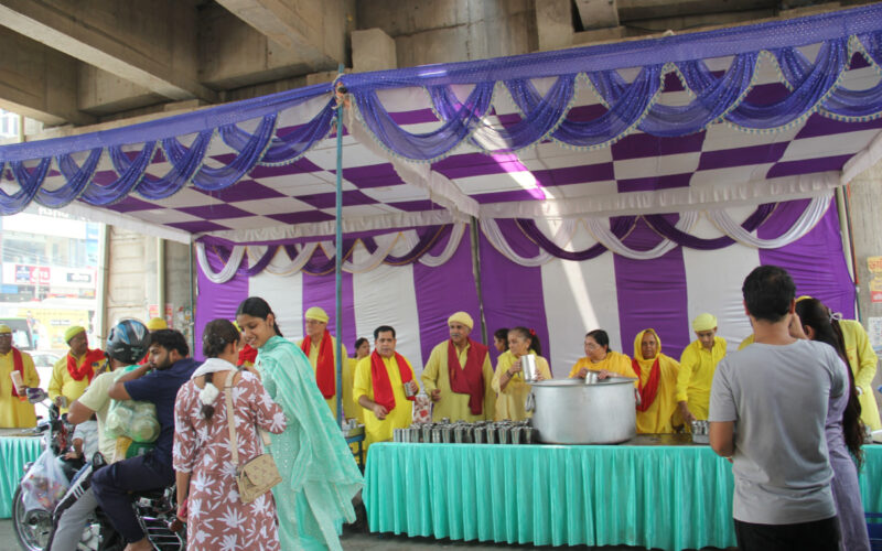 Vishvas Foundation took the first step in the world to crush the fierce heat with Ayurvedic Barley Sattu