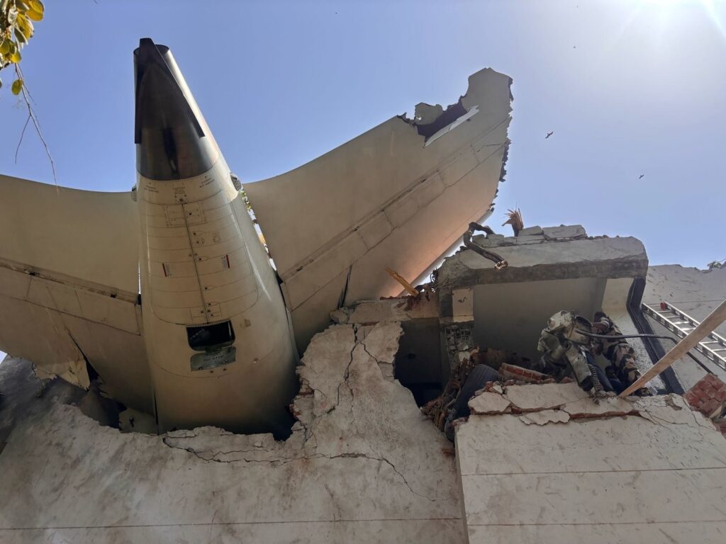 Federation of Indian Pilots Raises Concerns Over AI-171 Crash Investigation