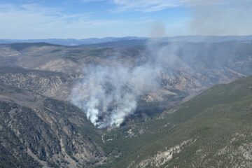 Wildfires Near Keremeos, B.C. Trigger Evacuation Alerts as Blazes Spread Rapidly