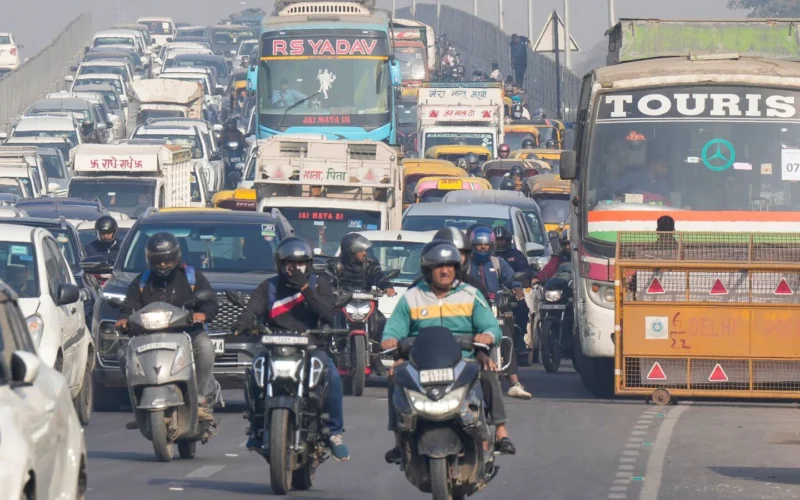Public Outcry Forces Delhi Government to Put Brakes on Scrapping Old Vehicles