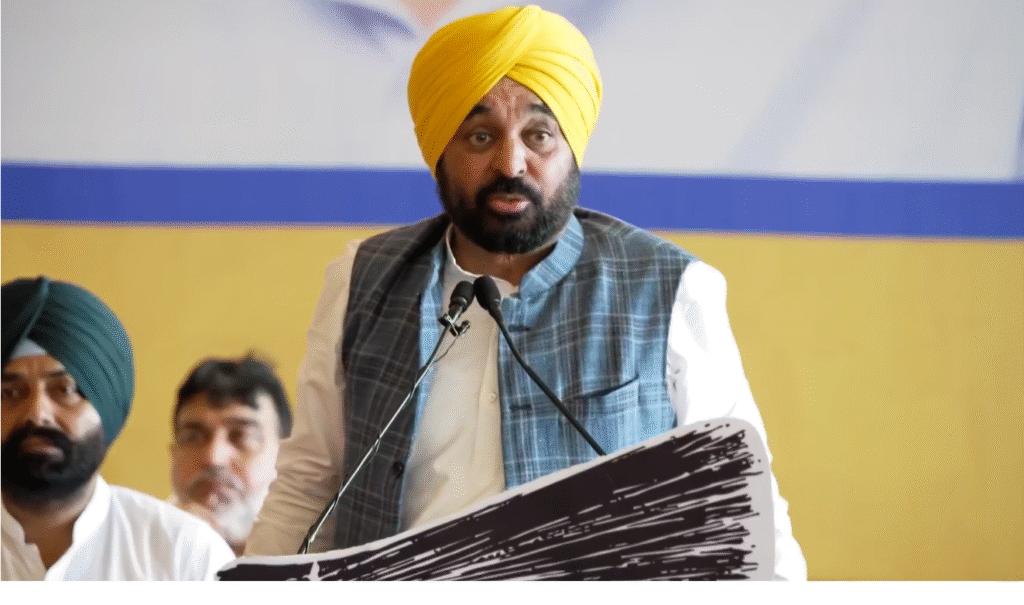 Punjab CM Bhagwant Mann Pays Tribute to Martyrs of Saka Panja Sahib