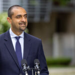 B.C. Jobs Minister Kahlon Urges Ottawa to ‘Negotiate Hard’ Over US Tariffs