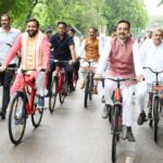 Haryana CM Cycles to Assembly with Ministers and MLAs, Spreads Message of Fitness, Drug-Free Life, and Environmental Awareness