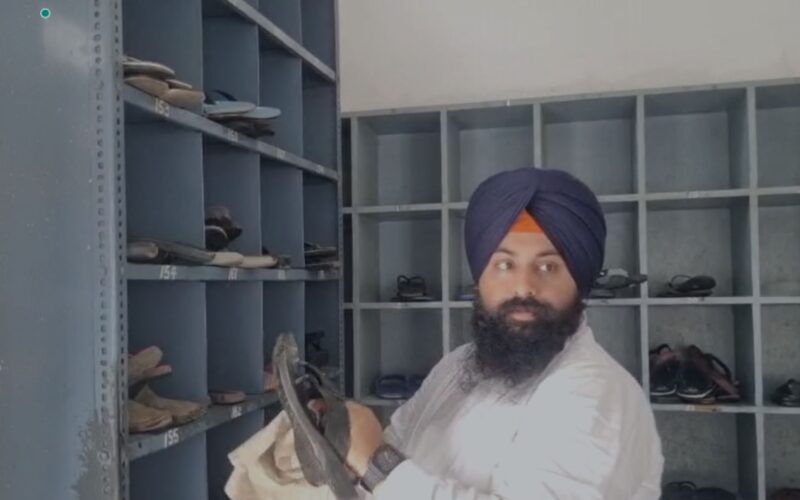 Punjab Education Minister Harjot Singh Bains Performs ‘Jode Di Sewa’ After Akal Takht’s Order