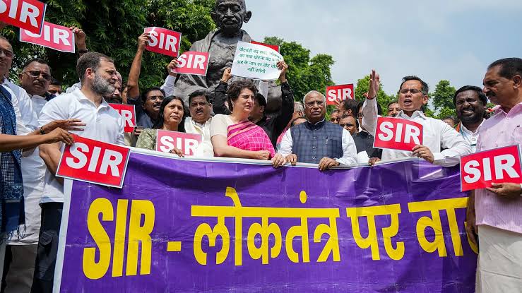 Rahul, Priyanka Among Opposition Leaders Detained During Protest March to EC Over Bihar Voter Roll Revision