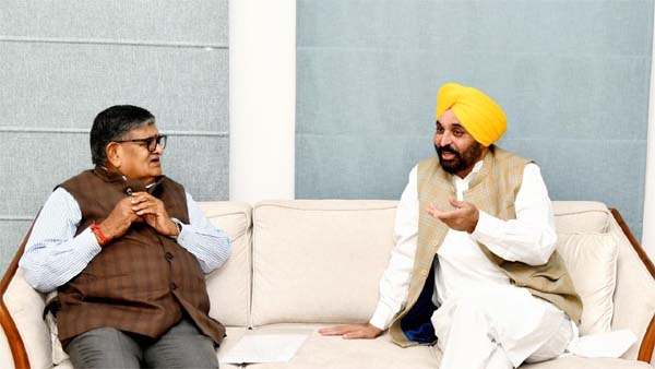 Governor Gulab Chand Kataria Pays Visit to Ailing CM Bhagwant Mann in Mohali