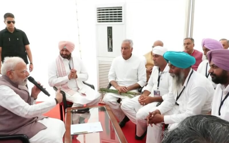 PM Modi Visits Punjab, Announces Rs 1,600 Crore Relief Package for Flood-Hit Areas