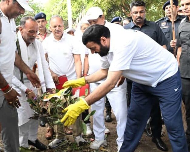 CM Nayab Singh Saini Launches Statewide Cleanliness Drive in Panchkula, Announces Swachhata Ranking for Urban Bodies