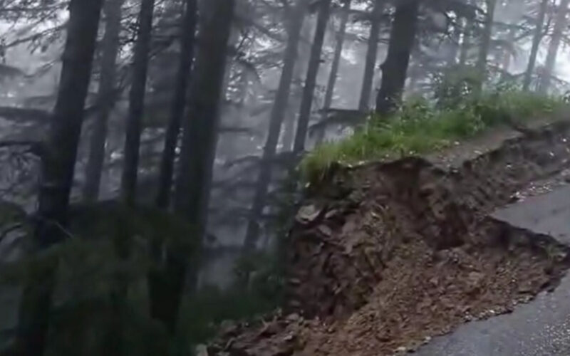 Major Landslide Hits Lower Khalini Area of Shimla, Traffic Disrupted