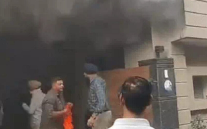 Ludhiana: Fire Breaks Out at Residential Property, Family Evacuated Safely