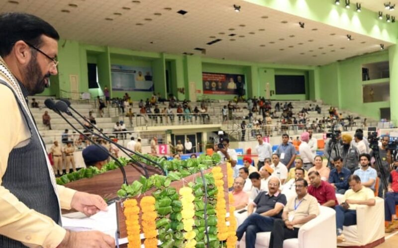 Athletes Should Aim for Olympic Medals, Says Haryana CM at Badminton Tournament
