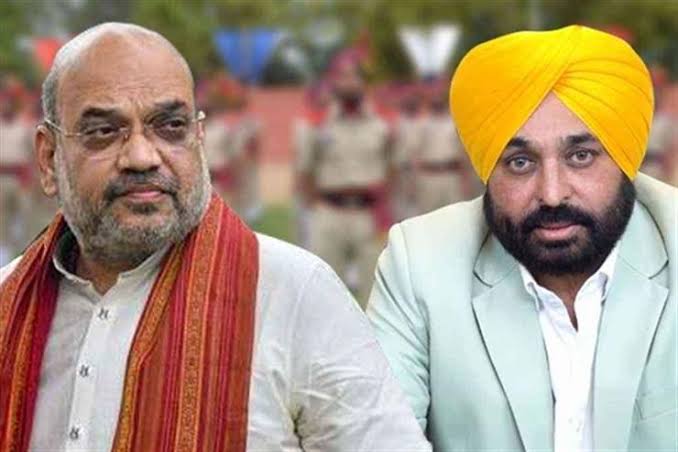 Union Home Minister Amit Shah Holds Discussion with Punjab CM Bhagwant Maan on Flood Situation