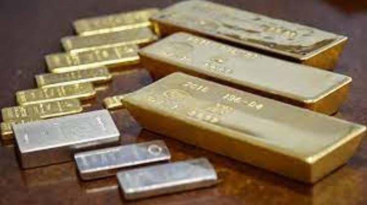 Gold Prices Hit Record High of ₹1.12 Lakh in Delhi as Global Rally Boosts Bullion