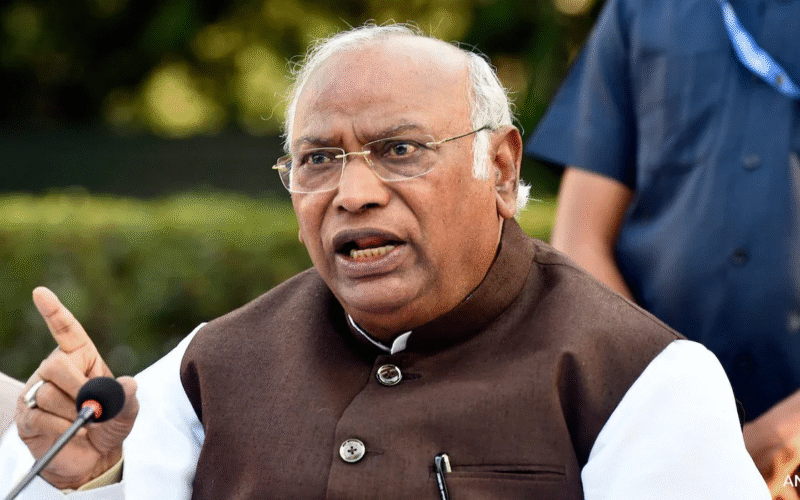 Congress Chief Mallikarjun Kharge Under Observation at Bengaluru Hospital
