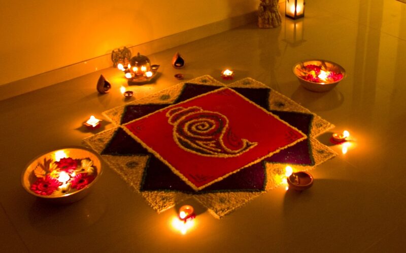 Diwali 2025: Complete Schedule, Muhurtas and Festive Rituals from Dhanteras to Bhai Dooj