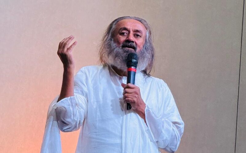 Sri Sri Ravi Shankar Inspires Calgary with “The Journey Within” – An Evening of Meditation, Wisdom & Growth