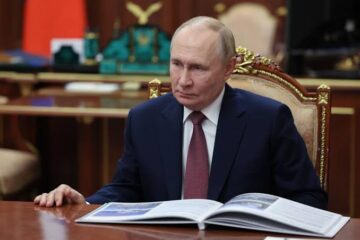 Putin Oversees Massive Nuclear Drill as Ukraine War Drags On