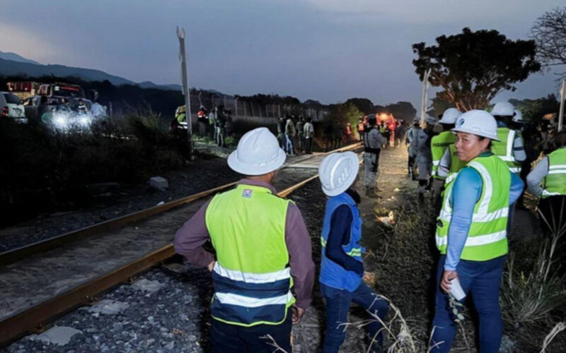 Mexico: 13 killed, 98 injured as passenger train derails on Isthmus of Tehuantepec Railway