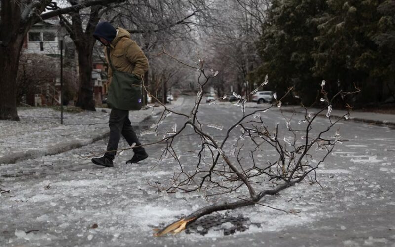 Freezing Rain Warning Issued for Ottawa-Gatineau Area Sunday Night
