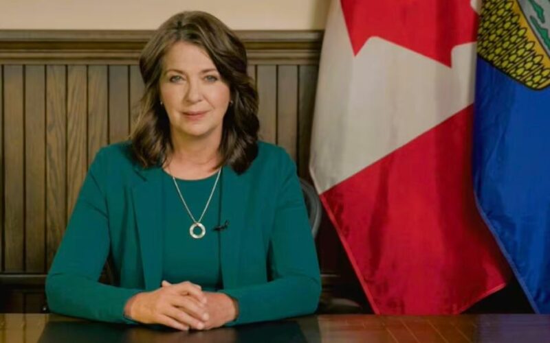 Premier Danielle Smith Marks Hanukkah With Message of Hope and Resilience