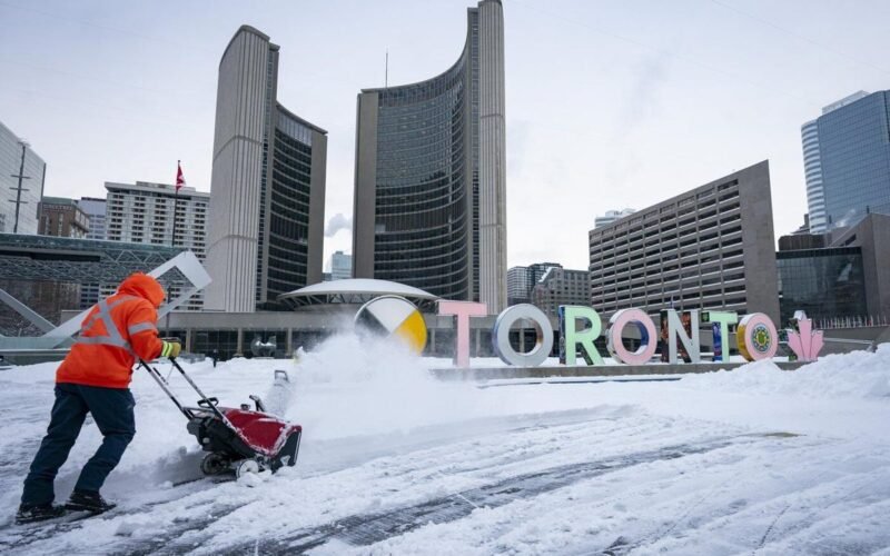 Major snowstorm expected to batter Toronto and eastern regions as deep freeze continues