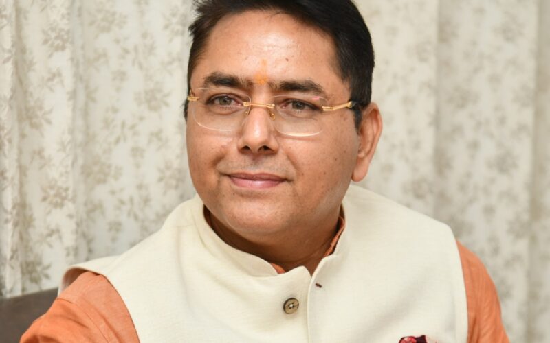 Forensic Report Is Part of Court Record, Not Political Opinion: AAP Warns Jakhar, Pargat Singh