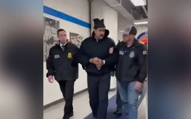 US Shares Arrest Footage of Maduro as Venezuela Enters Uncertain Transition