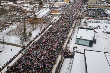Massive Toronto Rally Backs Iranian Protest Movement, Urges Ottawa to Act