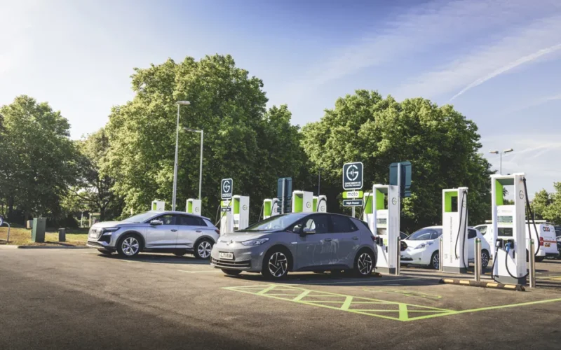 Canada to Add Thousands of EV Chargers as Ottawa Steps Up Push for Electric Mobility